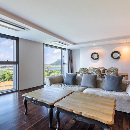 Brown Suites Hotel And Resort Jeju Extérieur photo