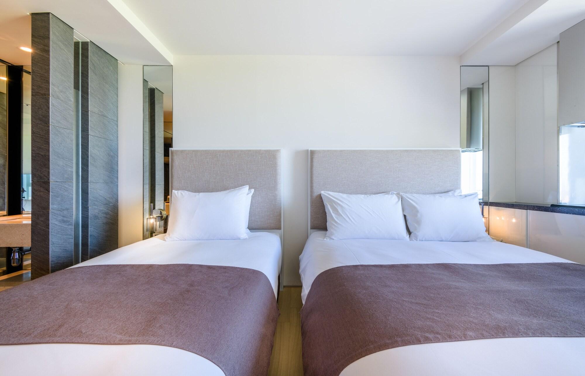 Brown Suites Hotel And Resort Jeju Extérieur photo