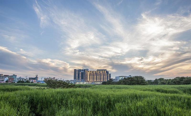 Brown Suites Hotel And Resort Jeju Extérieur photo