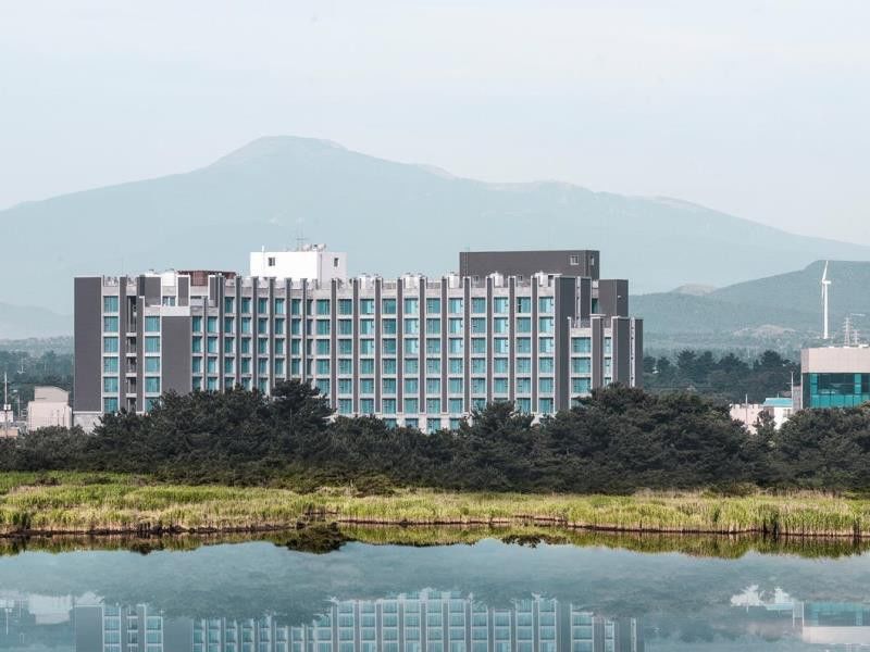 Brown Suites Hotel And Resort Jeju Extérieur photo