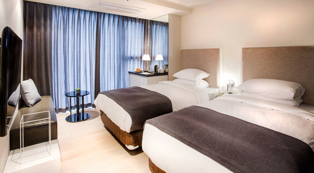 Brown Suites Hotel And Resort Jeju Extérieur photo
