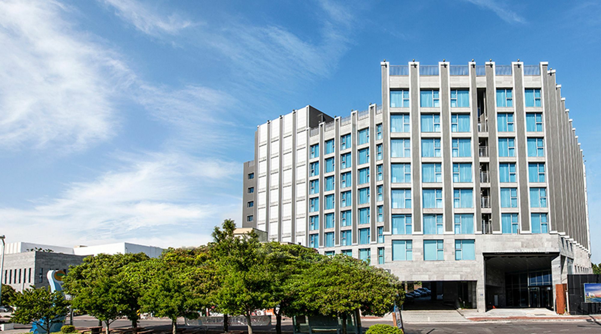 Brown Suites Hotel And Resort Jeju Extérieur photo